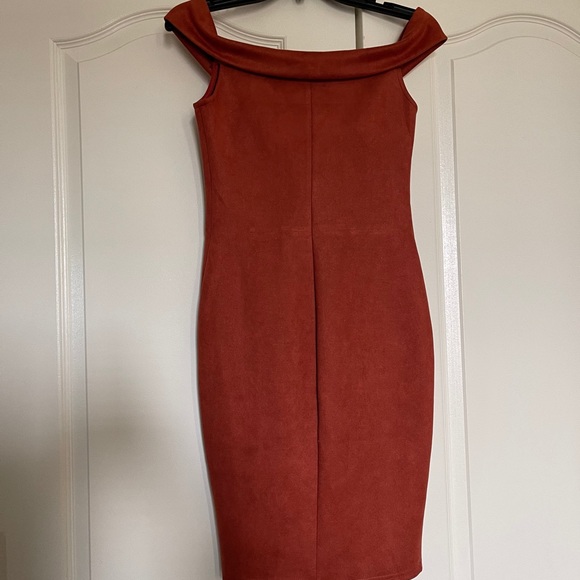 off the shoulder dress - Picture 2 of 2